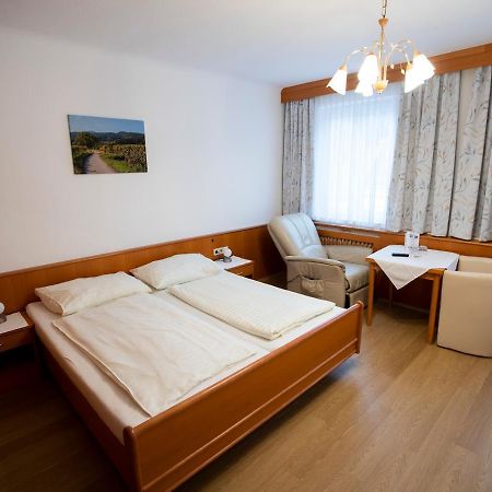 Hotel-Gasthof Martinek Baden Dış mekan fotoğraf