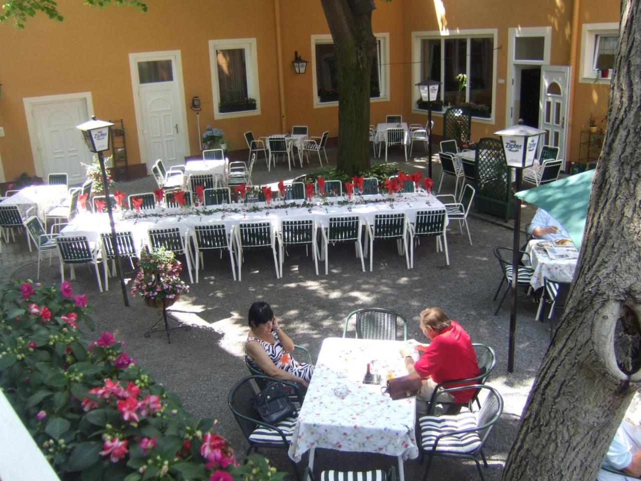 Hotel-Gasthof Martinek Baden Dış mekan fotoğraf